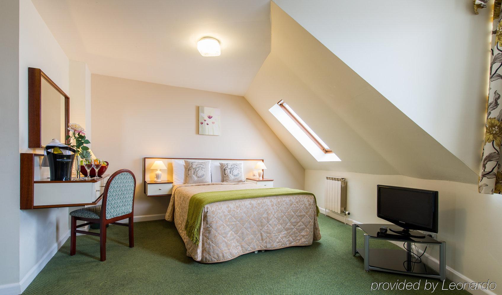 The Samares Coast Hotel & Apartments Saint Helier Jersey 部屋 写真